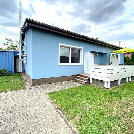 Kapitaens-Bungalow Am See Göhren-Lebbin Buitenkant foto
