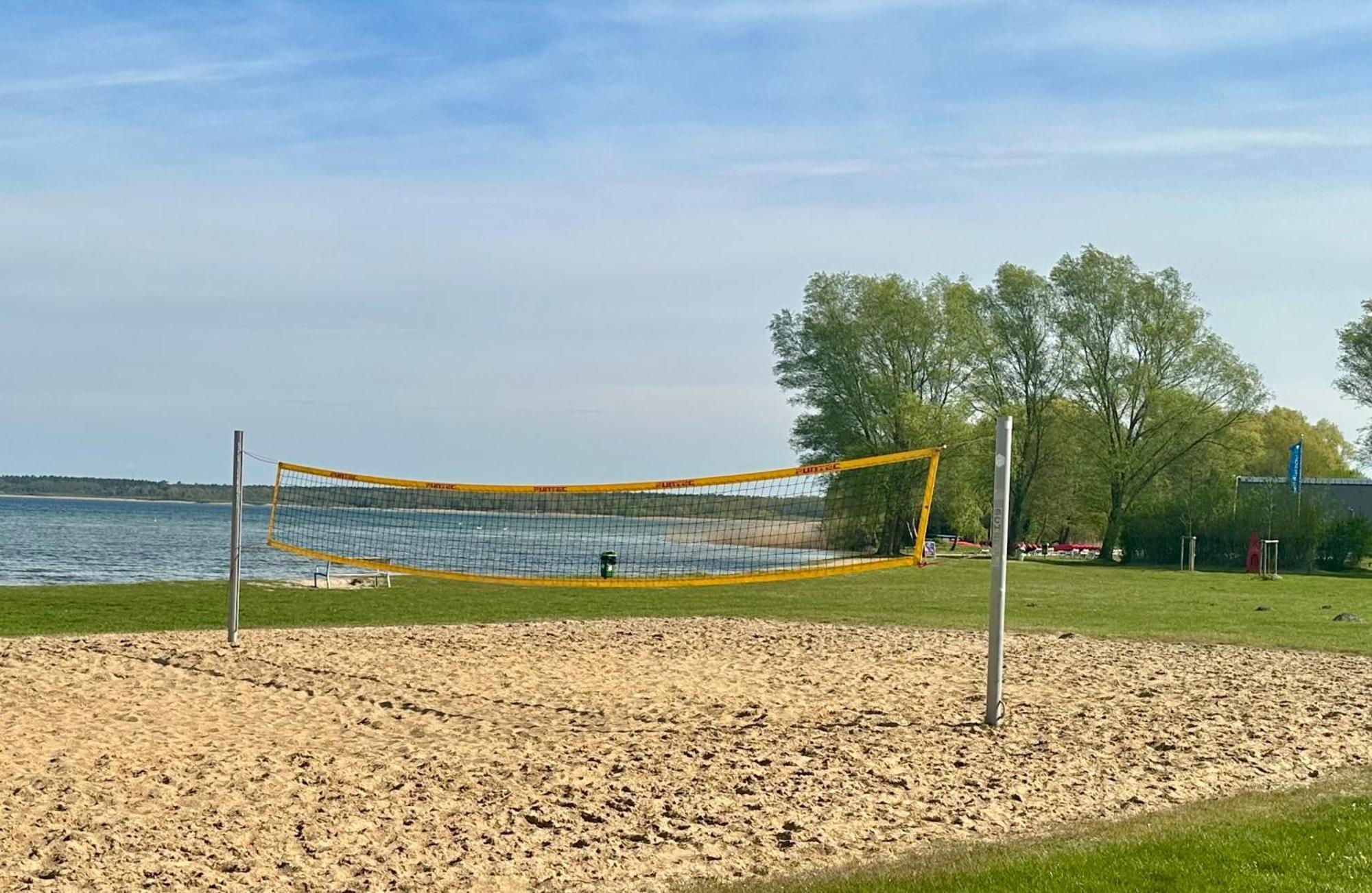Kapitaens-Bungalow Am See Göhren-Lebbin Buitenkant foto
